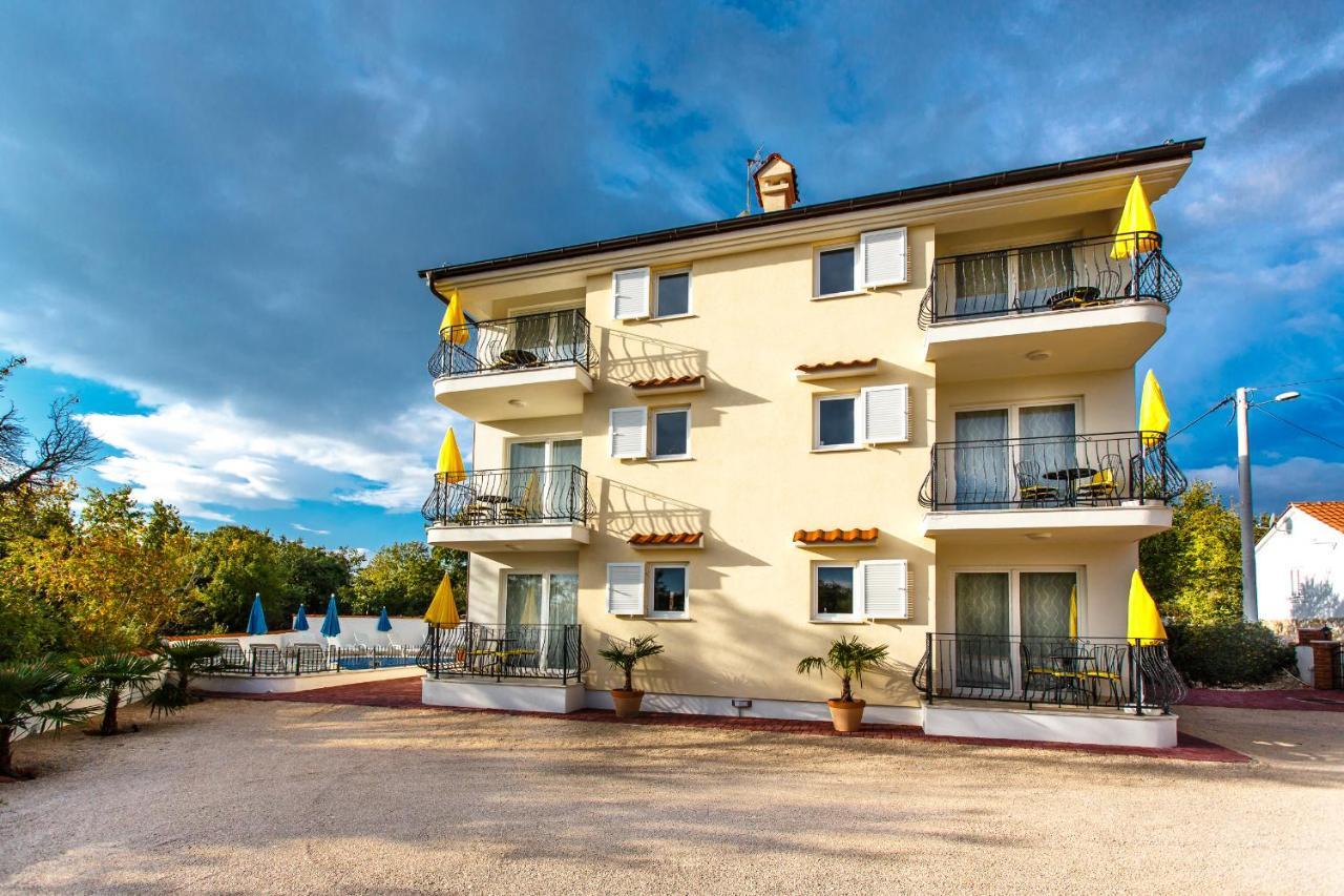 Luxury Palmer Residence Krk Dobrinj Exteriör bild